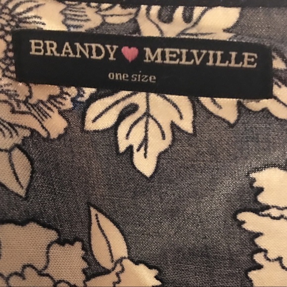 Brandy Melville Kimono - Picture 6 of 6
